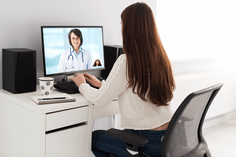 Top 10 Healthcare Software Solutions That Work in the Future